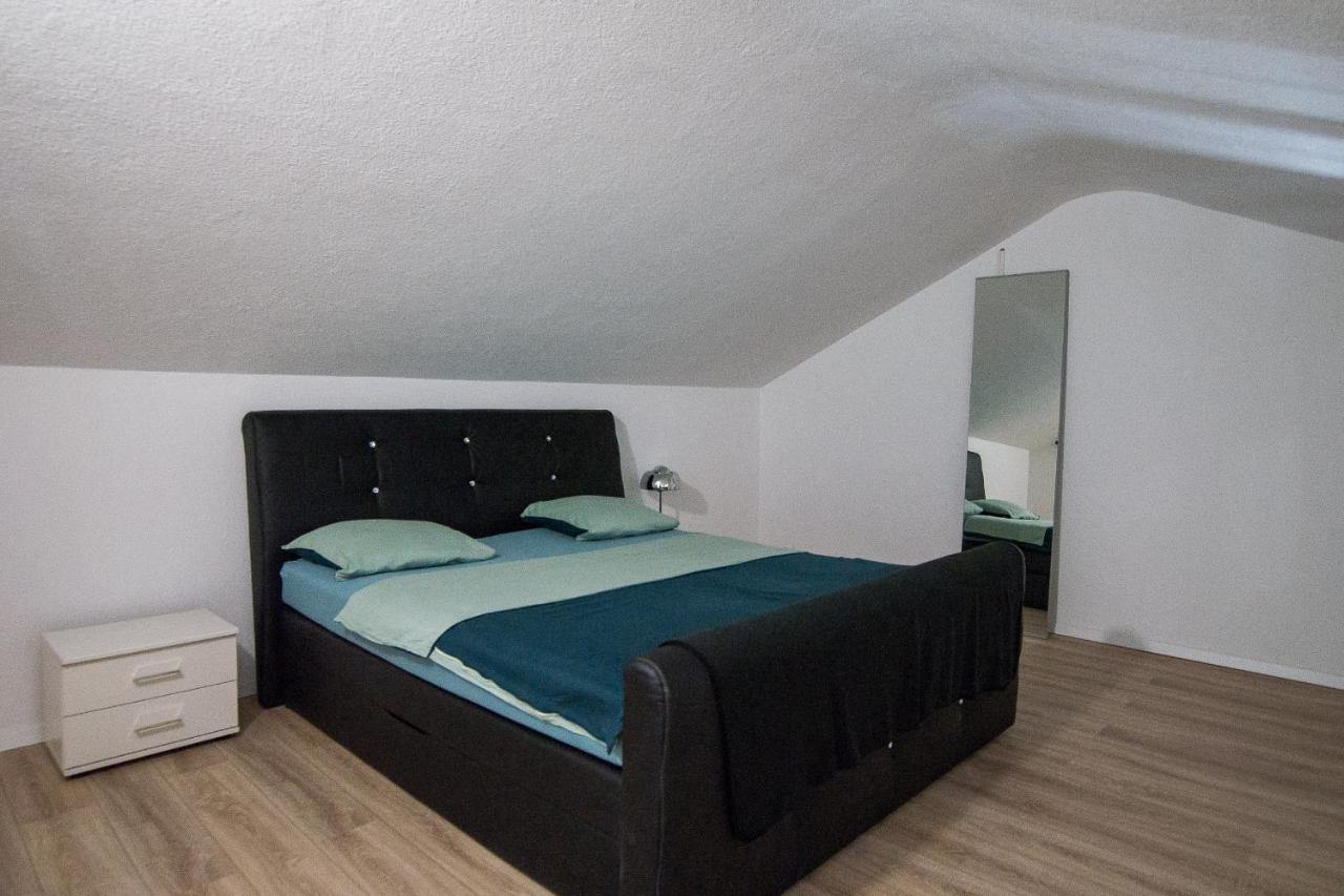 Villa Stipe Jesenice  Εξωτερικό φωτογραφία