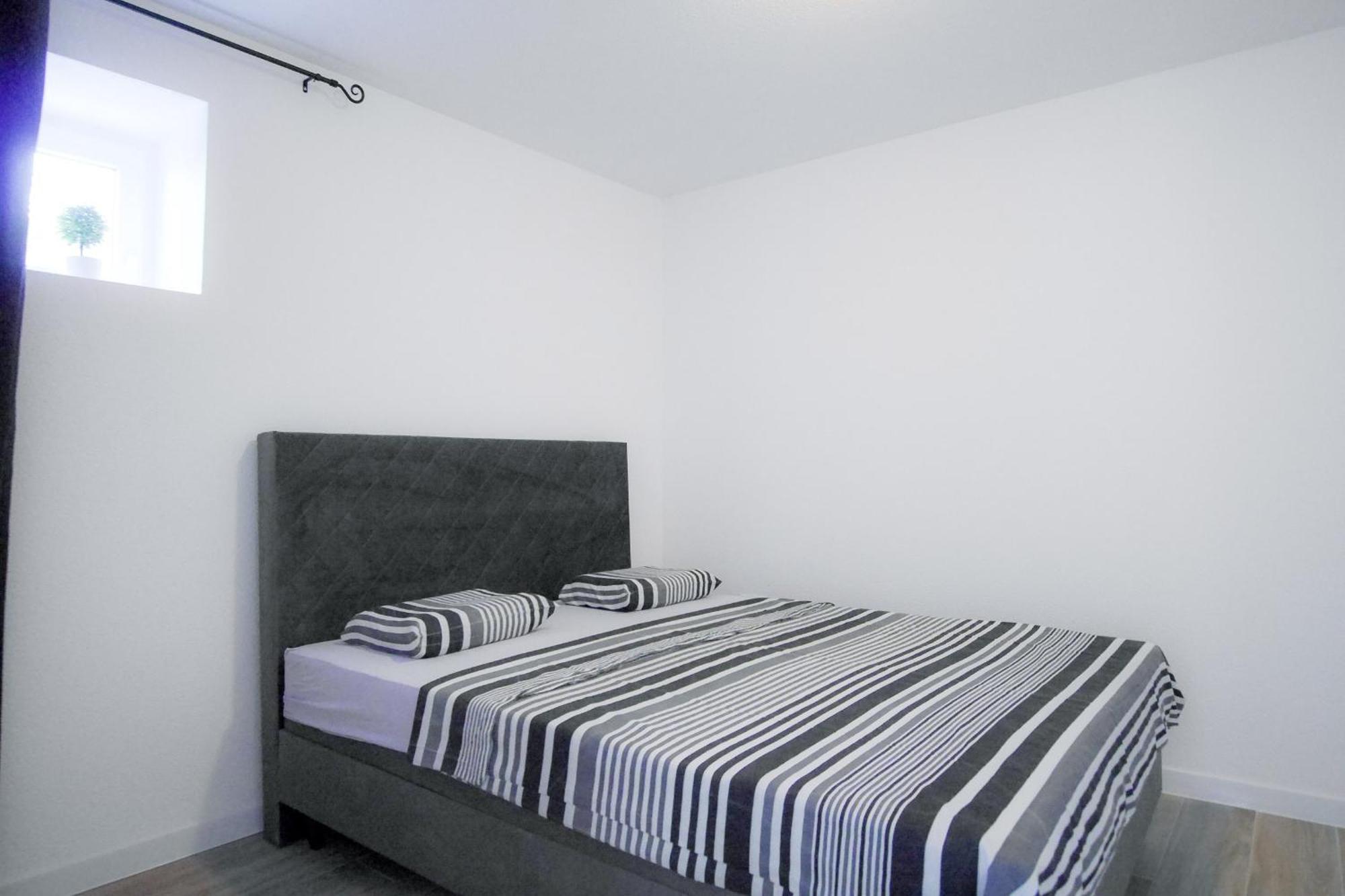 Villa Stipe Jesenice  Εξωτερικό φωτογραφία