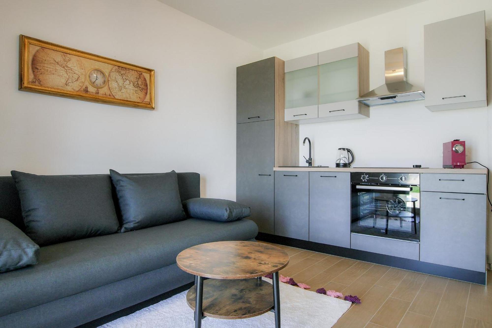 Villa Stipe Jesenice  Εξωτερικό φωτογραφία