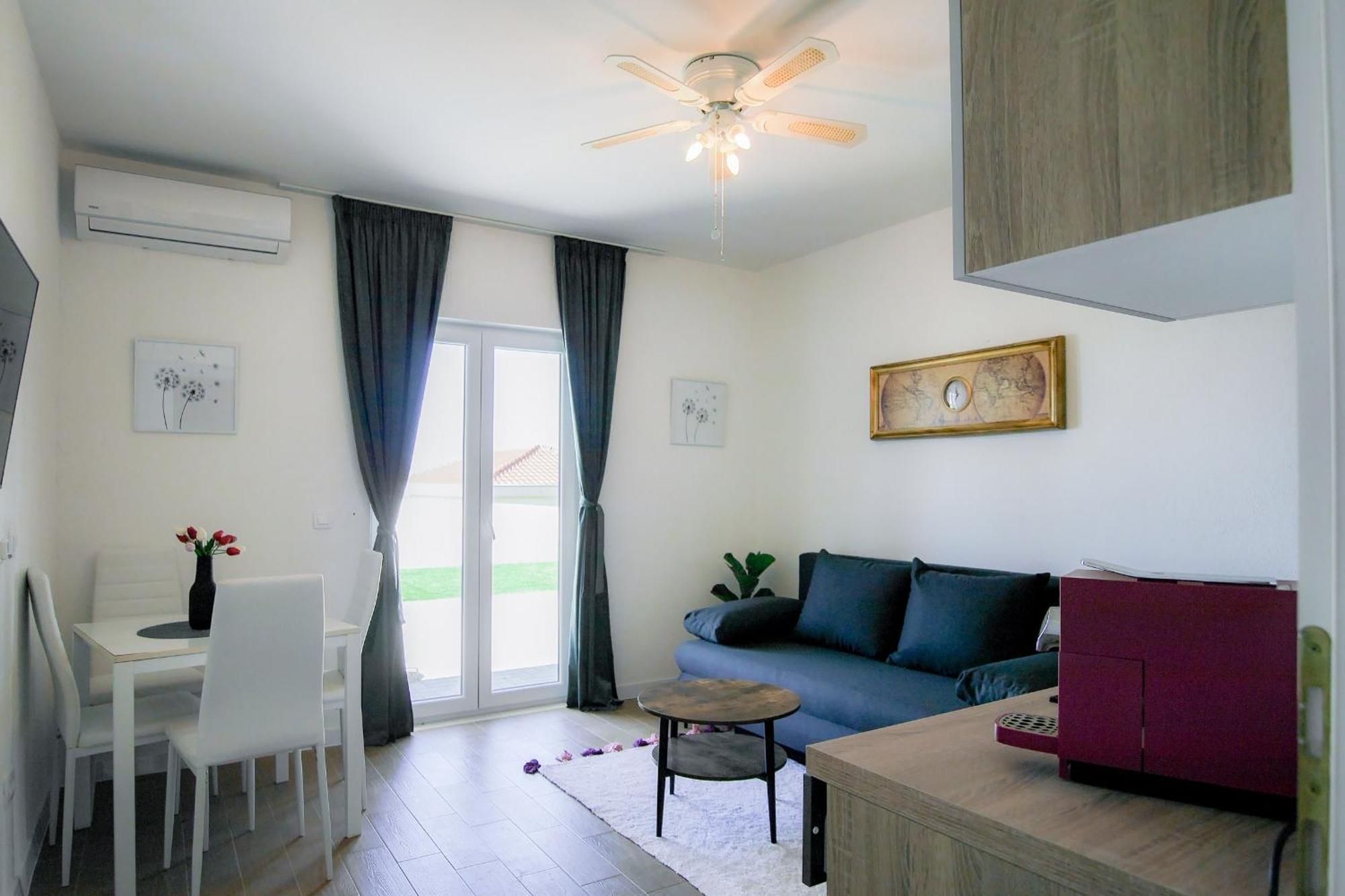 Villa Stipe Jesenice  Εξωτερικό φωτογραφία
