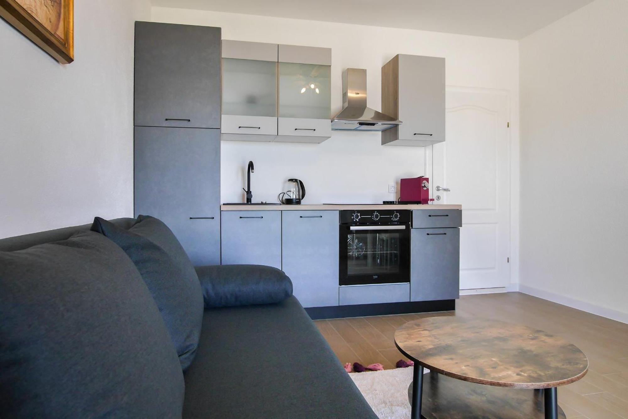 Villa Stipe Jesenice  Εξωτερικό φωτογραφία