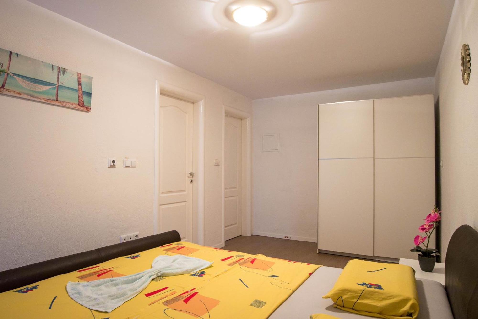Villa Stipe Jesenice  Εξωτερικό φωτογραφία
